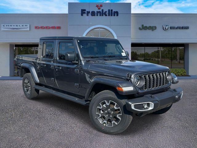 2026 Jeep Gladiator GLADIATOR SAHARA 4X4