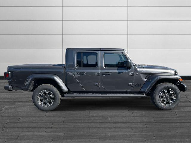 2026 Jeep Gladiator GLADIATOR SAHARA 4X4