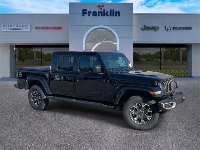 2026 Jeep Gladiator GLADIATOR SAHARA 4X4