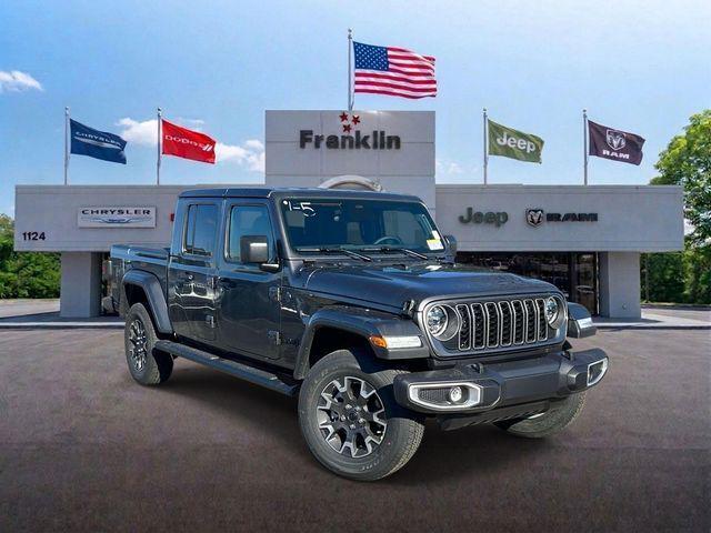 2026 Jeep Gladiator GLADIATOR SAHARA 4X4