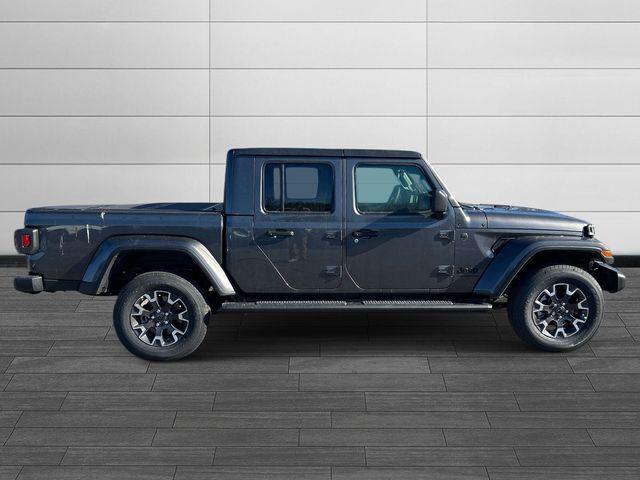 2026 Jeep Gladiator GLADIATOR SAHARA 4X4