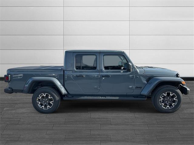 2026 Jeep Gladiator GLADIATOR SAHARA 4X4