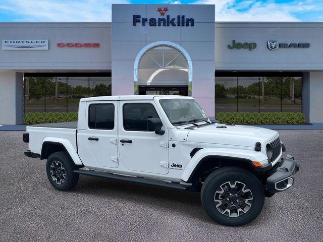 2026 Jeep Gladiator GLADIATOR SAHARA 4X4