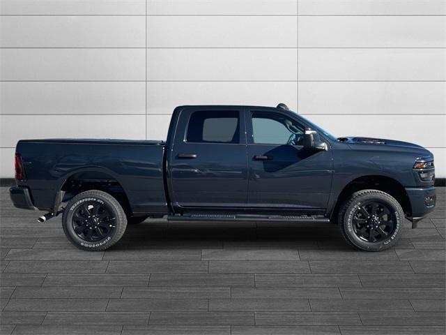 2026 RAM Ram 2500 RAM 2500 BLACK EXPRESS CREW CAB 4X4 64 BOX