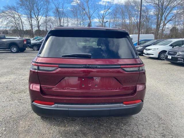 2026 Jeep Grand Cherokee Altitude 4x4