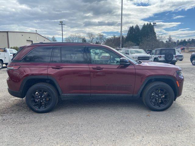 2026 Jeep Grand Cherokee Altitude 4x4