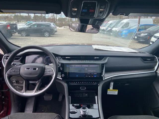 2026 Jeep Grand Cherokee Altitude 4x4