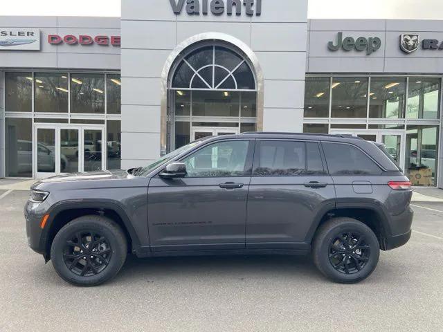 2026 Jeep Grand Cherokee Altitude 4x4