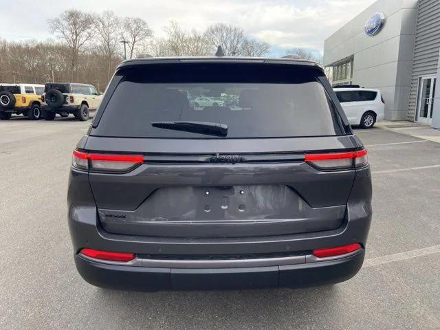 2026 Jeep Grand Cherokee Altitude 4x4