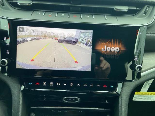 2026 Jeep Grand Cherokee Altitude 4x4