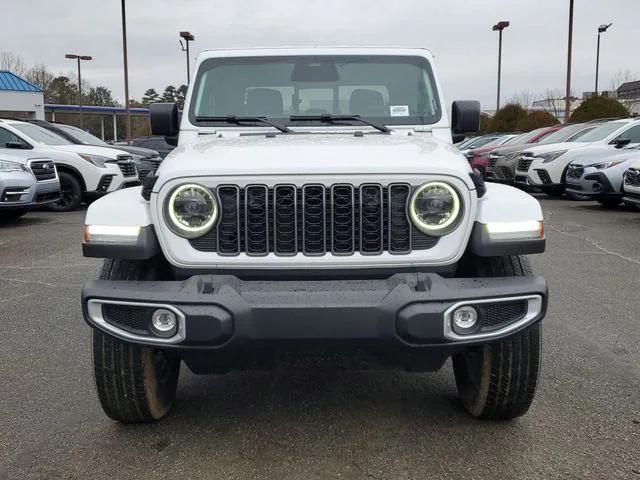 2026 Jeep Gladiator GLADIATOR SAHARA 4X4