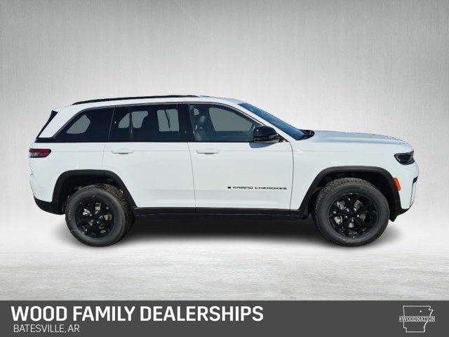 2026 Jeep Grand Cherokee GRAND CHEROKEE LAREDO ALTITUDE 4X4