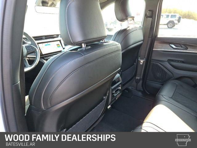 2026 Jeep Grand Cherokee Altitude 4x4
