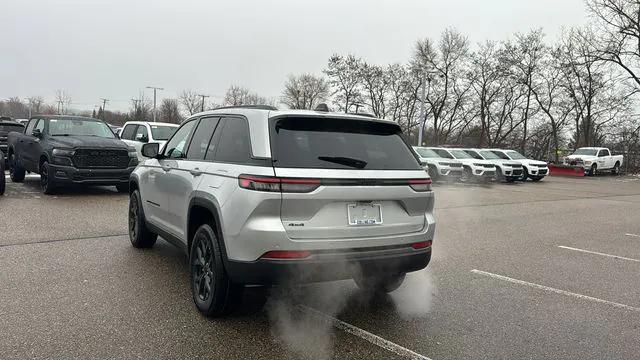 2026 Jeep Grand Cherokee Altitude 4x4