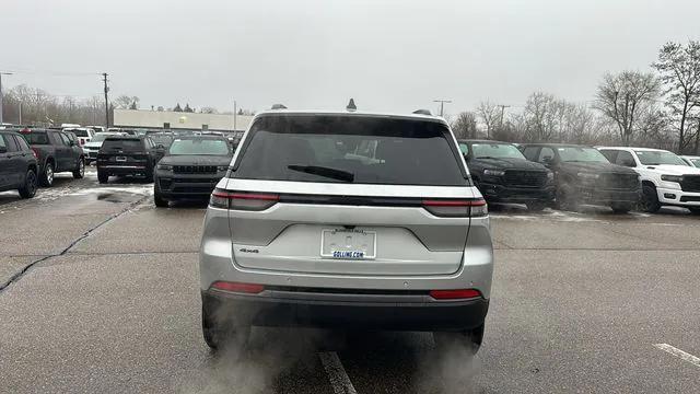 2026 Jeep Grand Cherokee Altitude 4x4