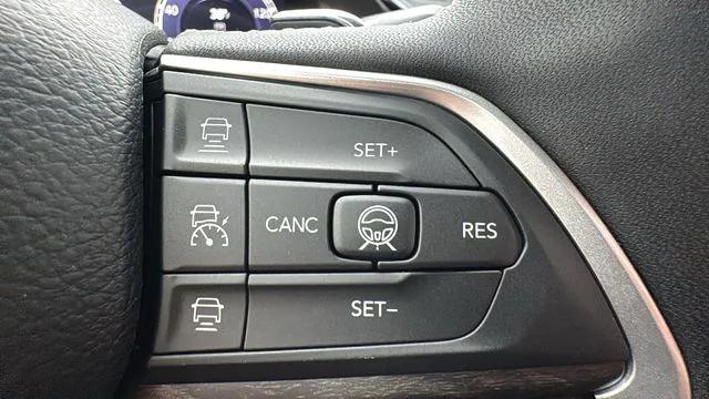 2026 Jeep Grand Cherokee Altitude 4x4