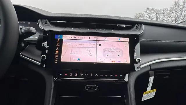 2026 Jeep Grand Cherokee Altitude 4x4