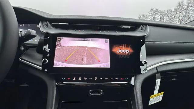 2026 Jeep Grand Cherokee Altitude 4x4