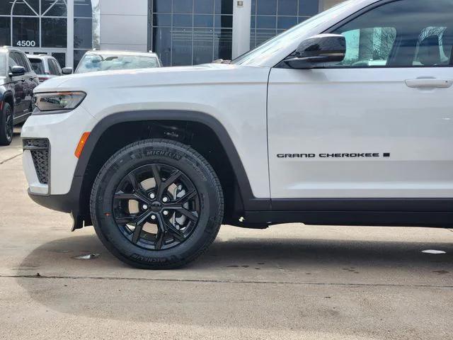 2026 Jeep Grand Cherokee Altitude 4x4