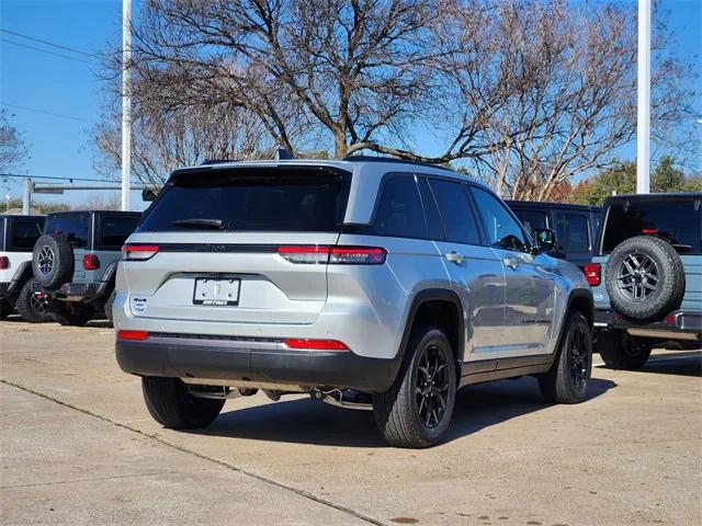 2026 Jeep Grand Cherokee GRAND CHEROKEE LAREDO ALTITUDE 4X4