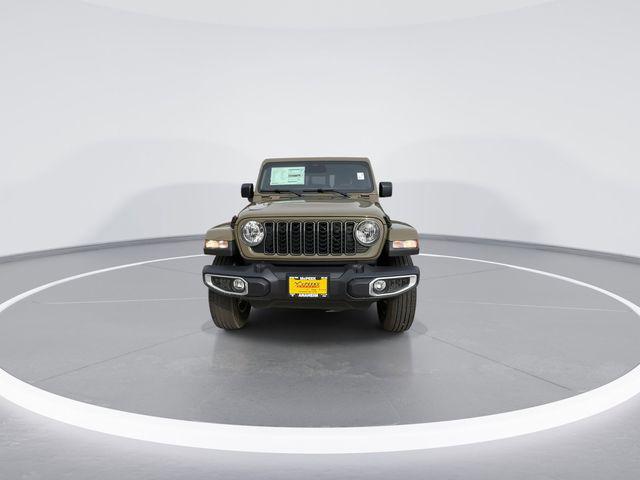 2026 Jeep Gladiator GLADIATOR SAHARA 4X4 2026 Jeep Gladiator GLADIATOR SAHARA 4X4