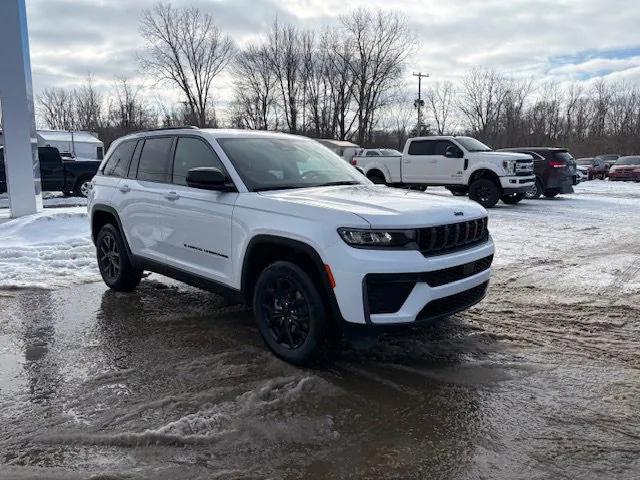 2026 Jeep Grand Cherokee GRAND CHEROKEE LAREDO ALTITUDE 4X4