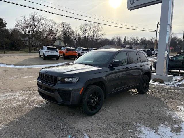 2026 Jeep Grand Cherokee GRAND CHEROKEE LAREDO ALTITUDE 4X4