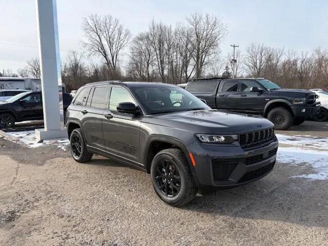 2026 Jeep Grand Cherokee GRAND CHEROKEE LAREDO ALTITUDE 4X4