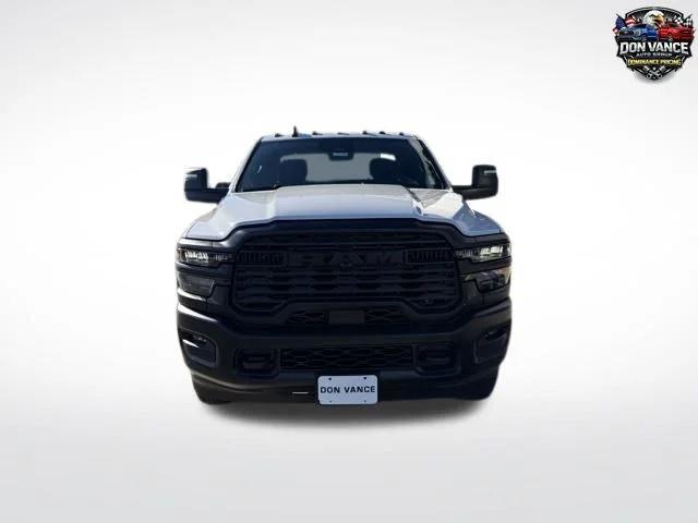 2026 RAM Ram 3500 Chassis Cab RAM 3500 TRADESMAN CREW CAB CHASSIS 4X4 60 CA 2026 RAM Ram 3500 Chassis Cab RAM 3500 TRADESMAN CREW CAB CHASSIS 4X4 60 CA