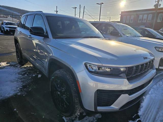 2026 Jeep Grand Cherokee GRAND CHEROKEE ALTITUDE 4X4