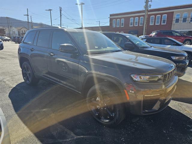 2026 Jeep Grand Cherokee GRAND CHEROKEE LIMITED 4X4 2026 Jeep Grand Cherokee GRAND CHEROKEE LIMITED 4X4