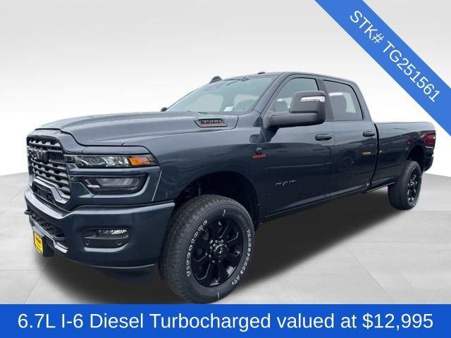 2026 RAM Ram 3500 RAM 3500 BIG HORN CREW CAB 4X4 8 BOX