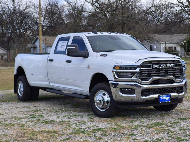 2026 RAM Ram 3500 RAM 3500 TRADESMAN CREW CAB 4X4 8 BOX