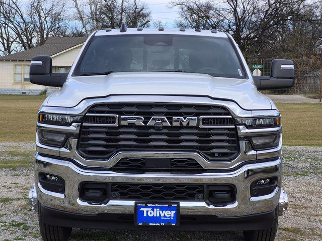 2026 RAM Ram 3500 RAM 3500 TRADESMAN CREW CAB 4X4 8 BOX