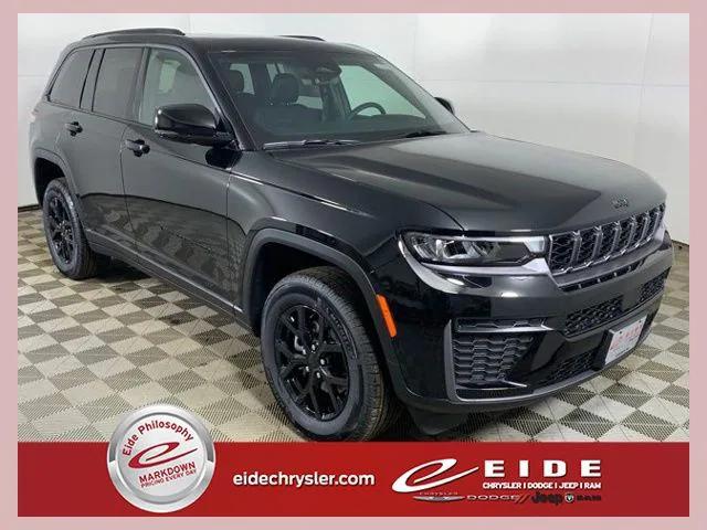 2026 Jeep Grand Cherokee GRAND CHEROKEE LAREDO ALTITUDE 4X4