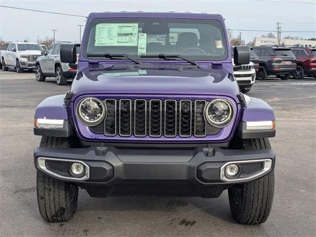 2026 Jeep Gladiator GLADIATOR SAHARA 4X4