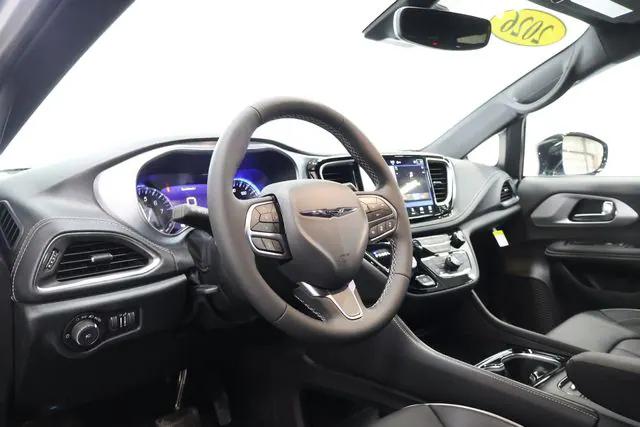 2026 Chrysler Pacifica PACIFICA LIMITED 2026 Chrysler Pacifica PACIFICA LIMITED