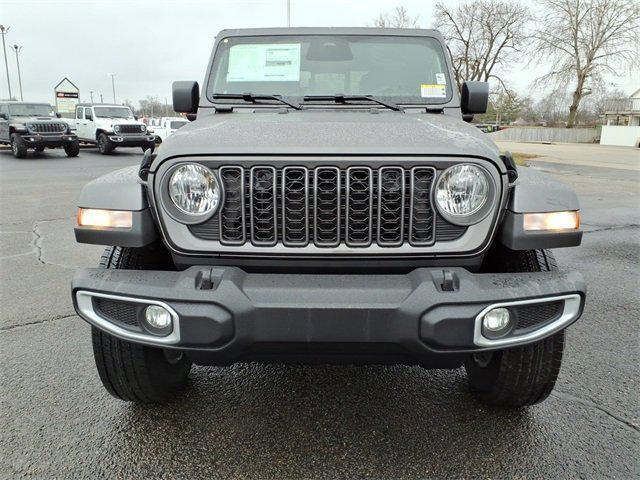 2026 Jeep Gladiator GLADIATOR SAHARA 4X4