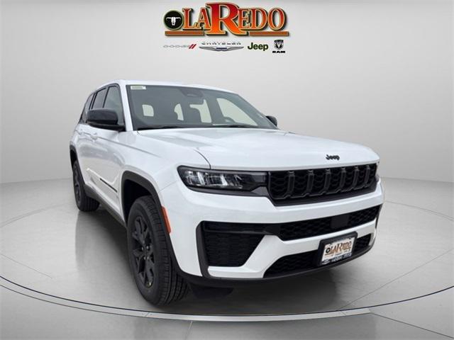 2026 Jeep Grand Cherokee GRAND CHEROKEE LAREDO ALTITUDE 4X2