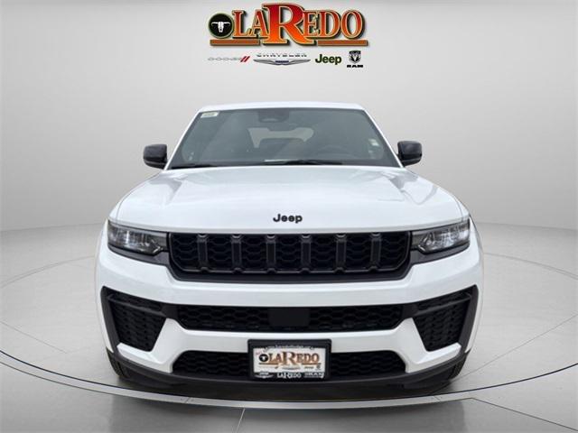 2026 Jeep Grand Cherokee GRAND CHEROKEE LAREDO ALTITUDE 4X2