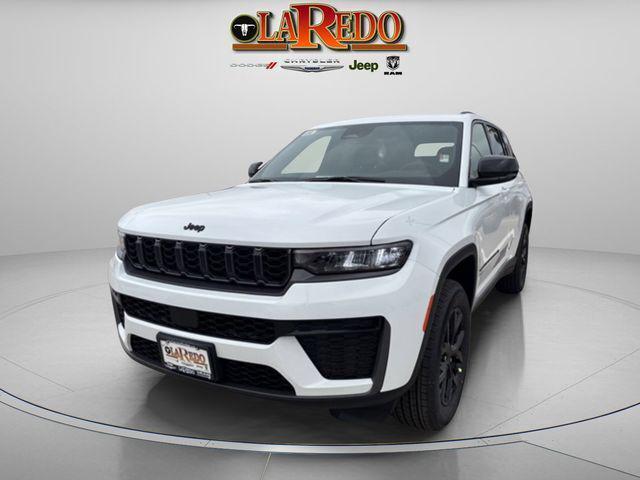 2026 Jeep Grand Cherokee GRAND CHEROKEE LAREDO ALTITUDE 4X2