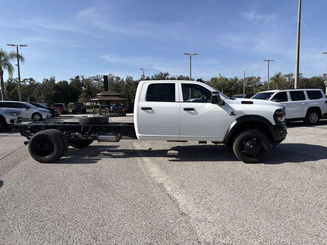 2026 RAM Ram 5500 Chassis Cab RAM 5500 TRADESMAN CHASSIS CREW CAB 4X4 84 CA