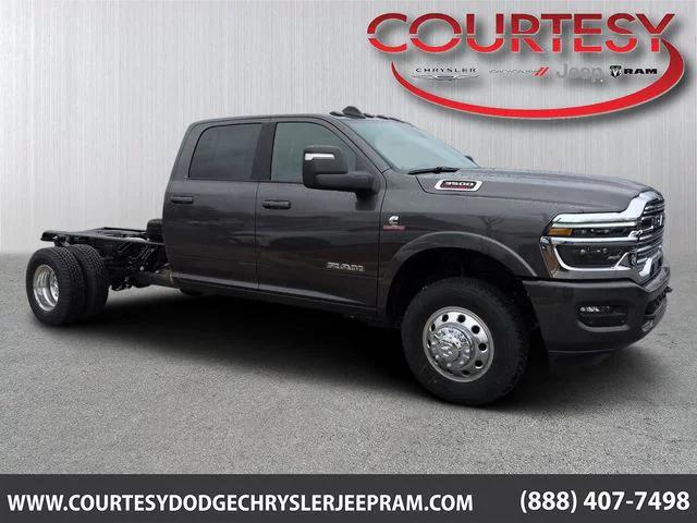 2026 RAM Ram 3500 Chassis Cab RAM 3500 BIG HORN CREW CAB CHASSIS 4X4 60 CA 2026 RAM Ram 3500 Chassis Cab RAM 3500 BIG HORN CREW CAB CHASSIS 4X4 60 CA