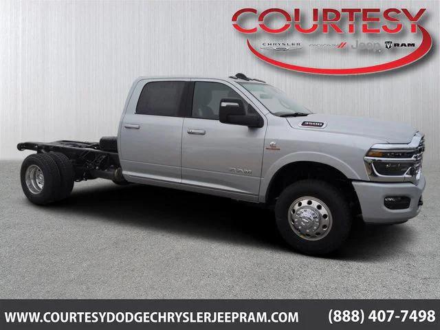 2026 RAM Ram 3500 Chassis Cab RAM 3500 BIG HORN CREW CAB CHASSIS 4X4 60 CA 2026 RAM Ram 3500 Chassis Cab RAM 3500 BIG HORN CREW CAB CHASSIS 4X4 60 CA