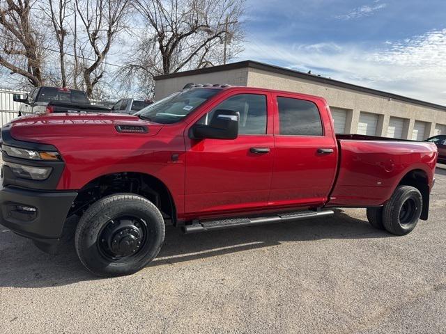 2026 RAM Ram 3500 RAM 3500 TRADESMAN CREW CAB 4X4 8 BOX