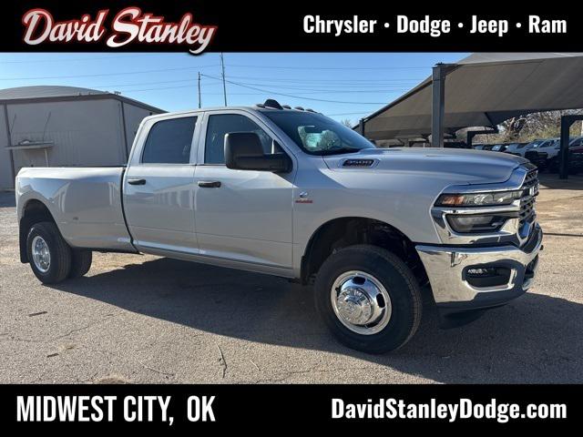 2026 RAM Ram 3500 RAM 3500 TRADESMAN CREW CAB 4X4 8 BOX