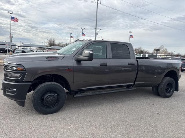 2026 RAM Ram 3500 RAM 3500 TRADESMAN CREW CAB 4X4 8 BOX