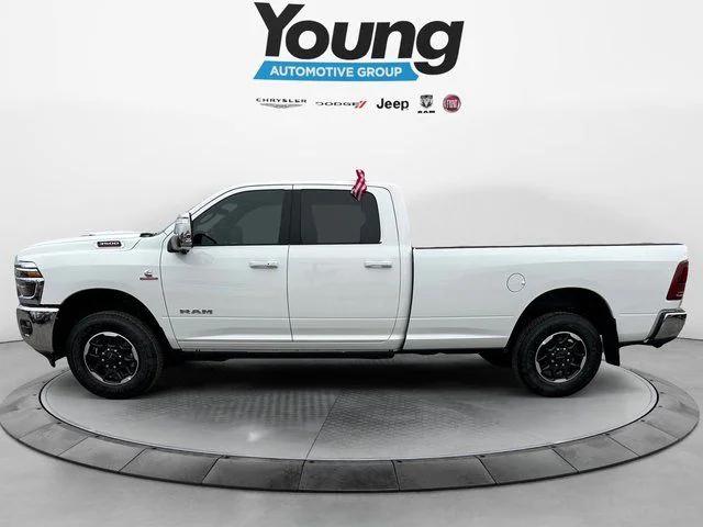 2026 RAM Ram 3500 RAM 3500 LARAMIE CREW CAB 4X4 8 BOX