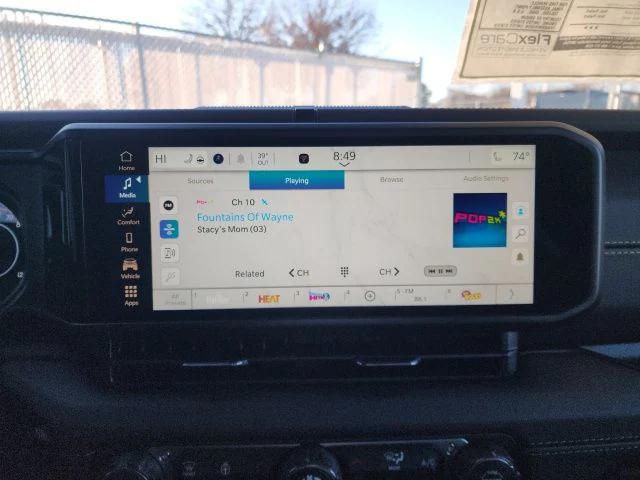 2026 Jeep Gladiator GLADIATOR SAHARA 4X4