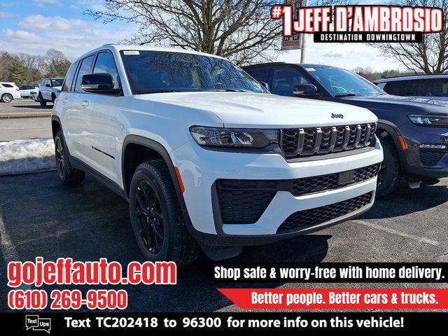 2026 Jeep Grand Cherokee GRAND CHEROKEE LAREDO ALTITUDE 4X4